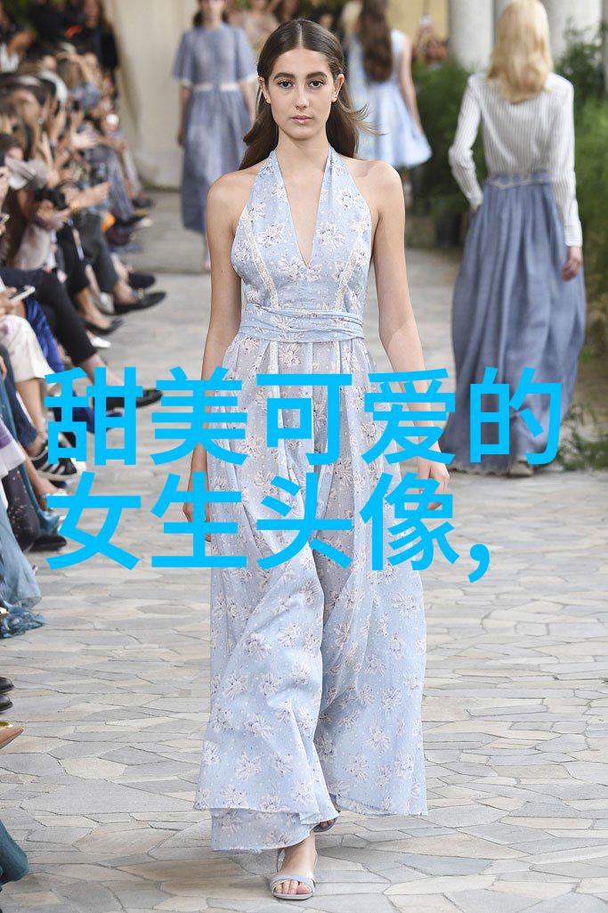 女生海边头像背影图片(26张)